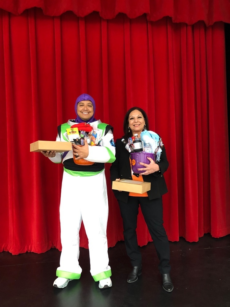 We thank you for your hard work and dedication to ATISD!  Redfish Faculty and Staff surprised Buzz and Ms. Vela today for Principal’s month and Boss appreciation.